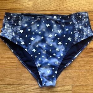 Dry Goods swim bottom size medium
